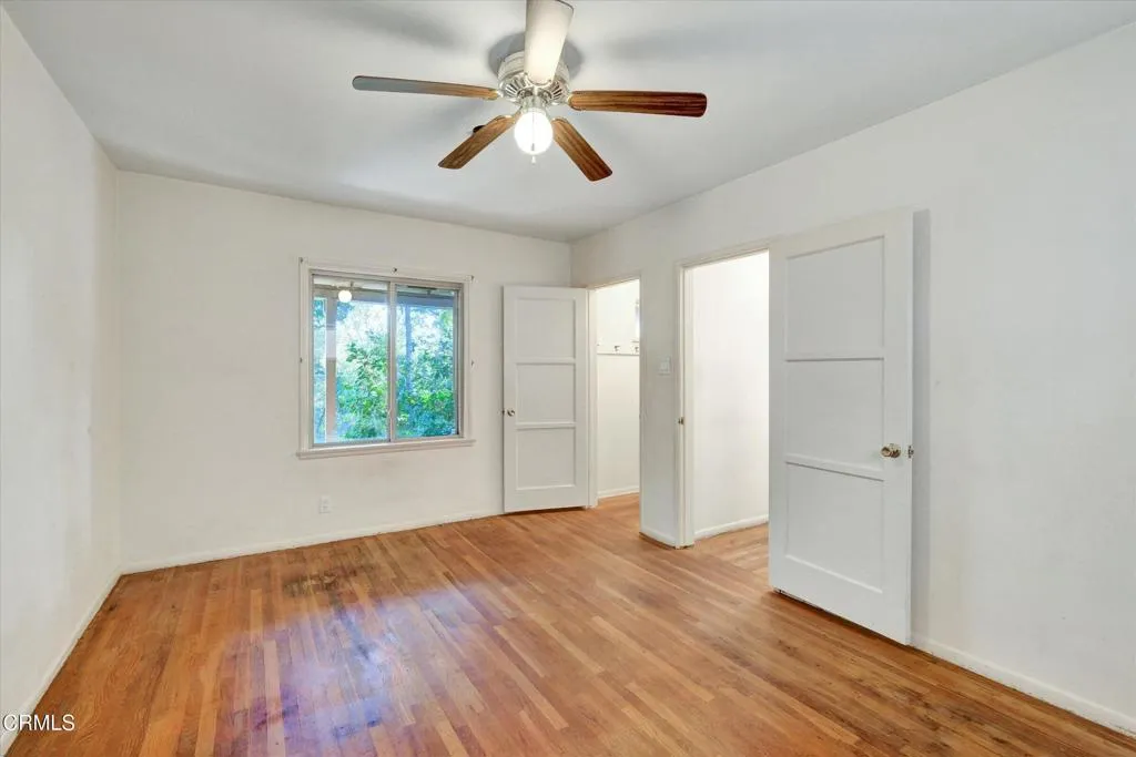 3942 Los Olivos Lane, Glendale, California 91214 home-pic-19